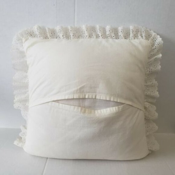 Something Special Heart Embroidered Pillow Eyelet Lace 14 x 14 - Picture 7 of 7